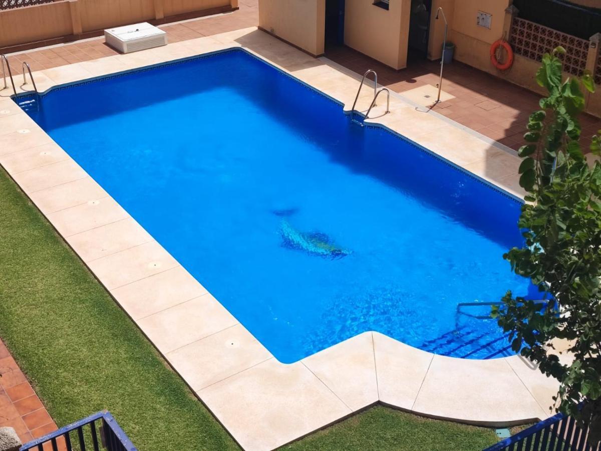 Casa Playa Guadalmar, Beautiful Apartment In Front Of The Sea, Wifi, Ac, Smart Tv, Private Parking マラガ エクステリア 写真