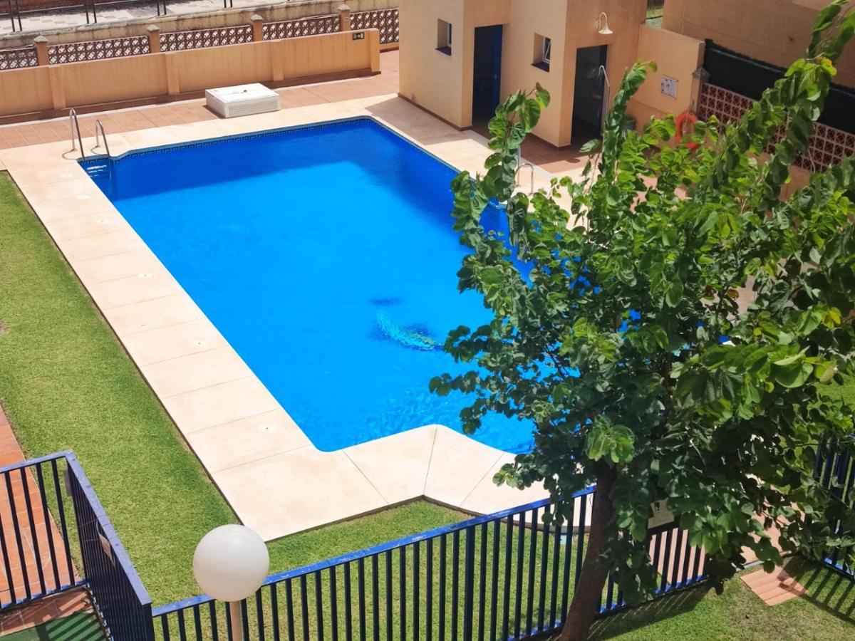 Casa Playa Guadalmar, Beautiful Apartment In Front Of The Sea, Wifi, Ac, Smart Tv, Private Parking マラガ エクステリア 写真