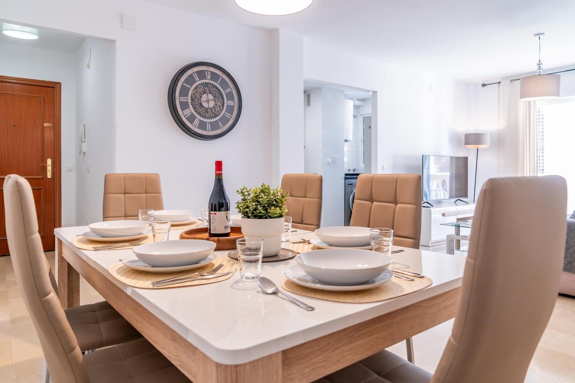 Casa Playa Guadalmar, Beautiful Apartment In Front Of The Sea, Wifi, Ac, Smart Tv, Private Parking マラガ エクステリア 写真